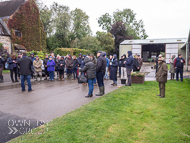 AK300921-77 - Alan King Stable Visit